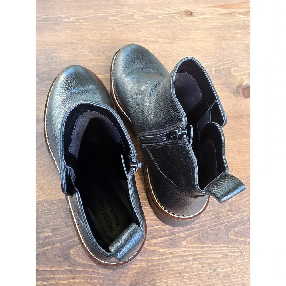 Size 7- Nordstrom Brand Chelsea Boots Women's Black